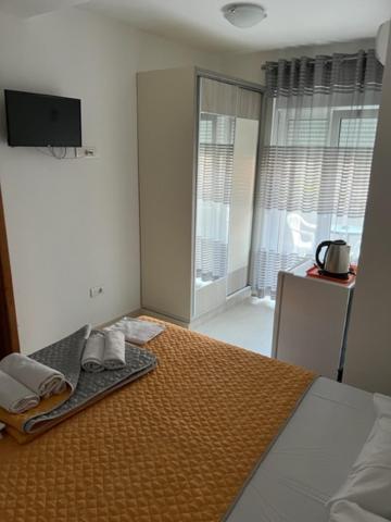 Dmd Apartmani Budva Buitenkant foto