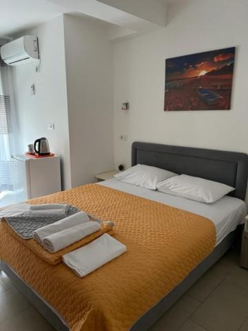 Dmd Apartmani Budva Buitenkant foto