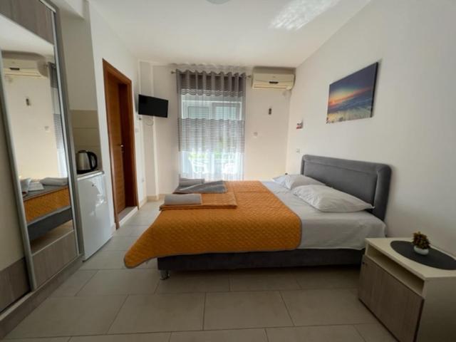 Dmd Apartmani Budva Buitenkant foto